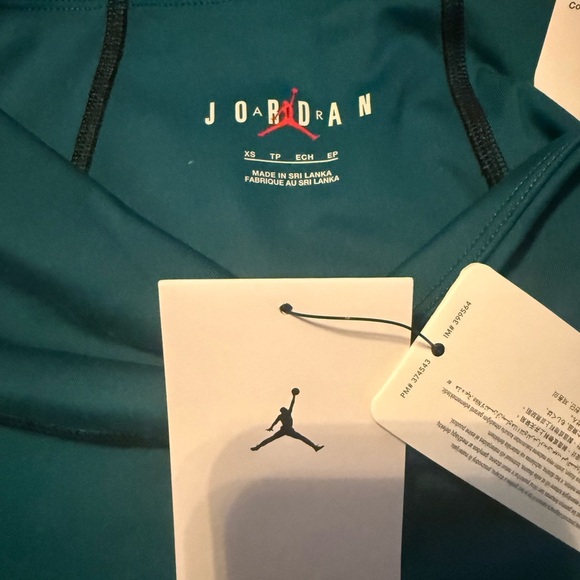XS NWT Nike Women's Air Jordan Sport Leggings "Teal"/ "Sky J Teal” Standard Fit - Picture 3 of 6